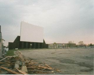 Algiers Drive-In Theatre - 007 From Algiers Girl